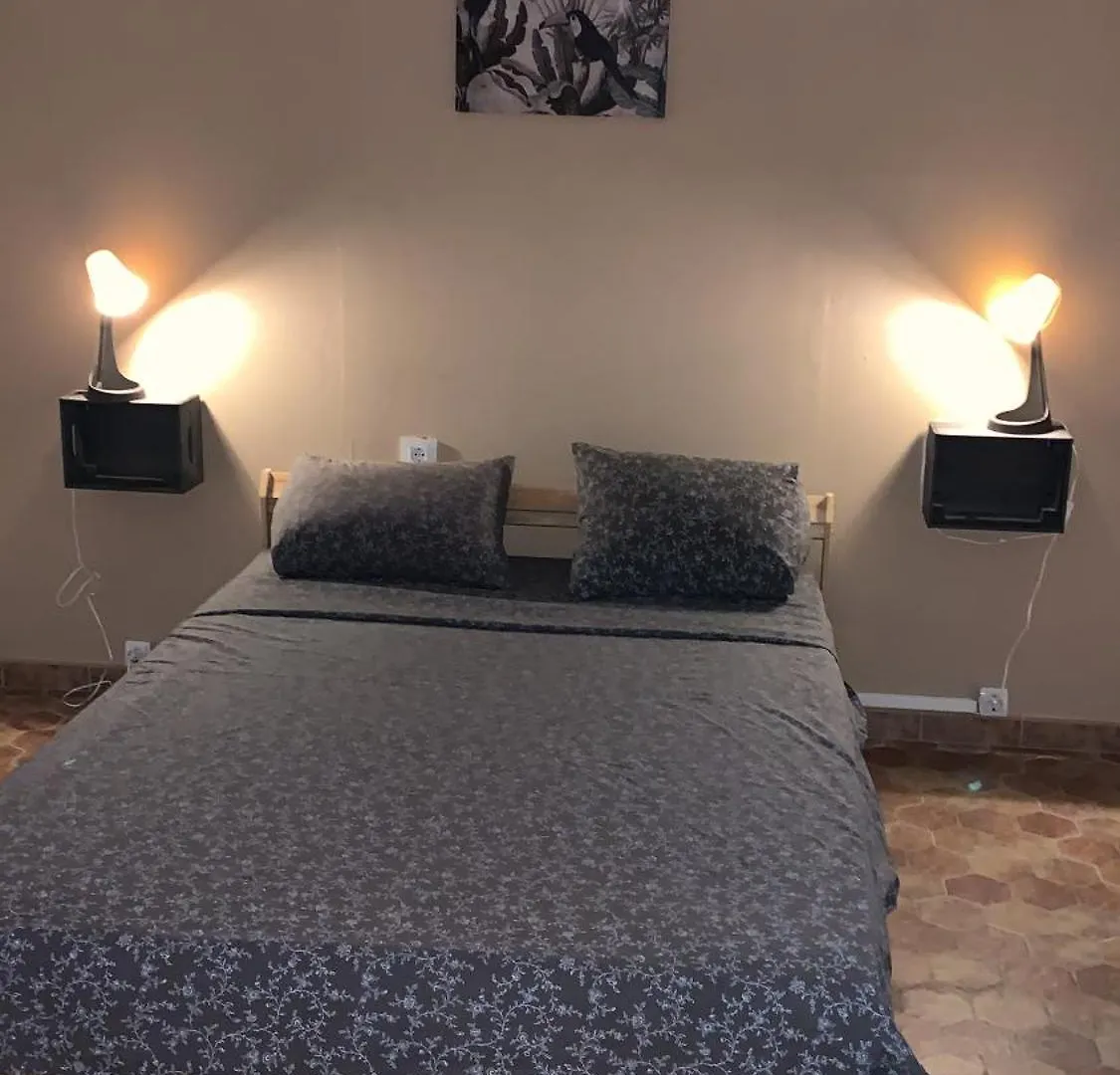 Guest house Casa Los Laureles Pilas