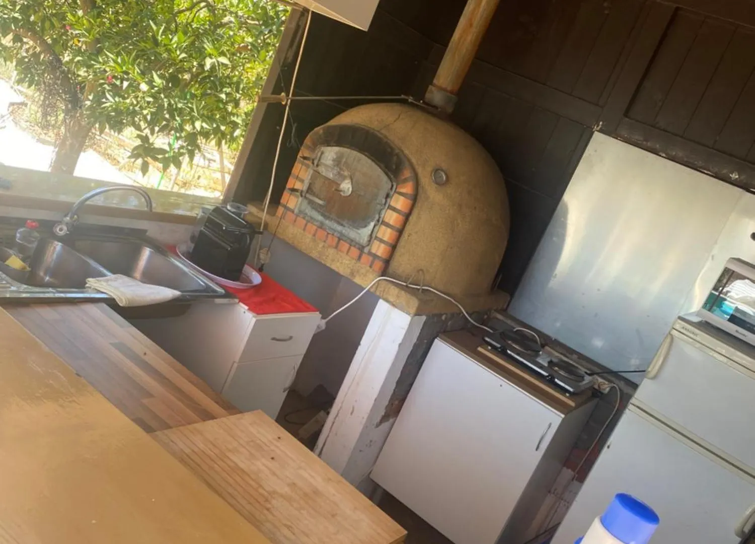 Casa Los Laureles Pilas